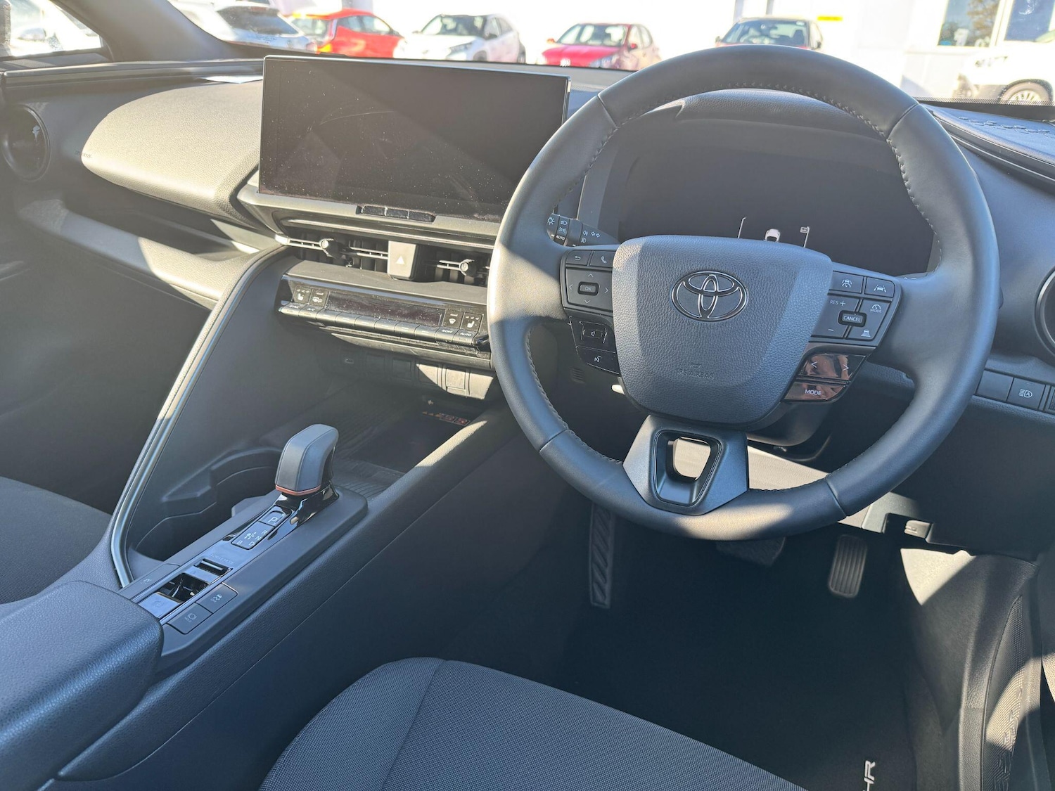Used Toyota C-HR 2024 for sale - 76260500: Photo 18