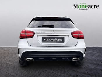Used Mercedes-Benz GLA 2019 for sale - 79484867: Photo