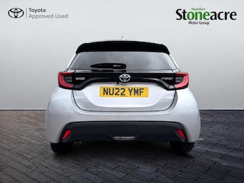 Used Toyota Yaris 2022 for sale - 79533588: Photo