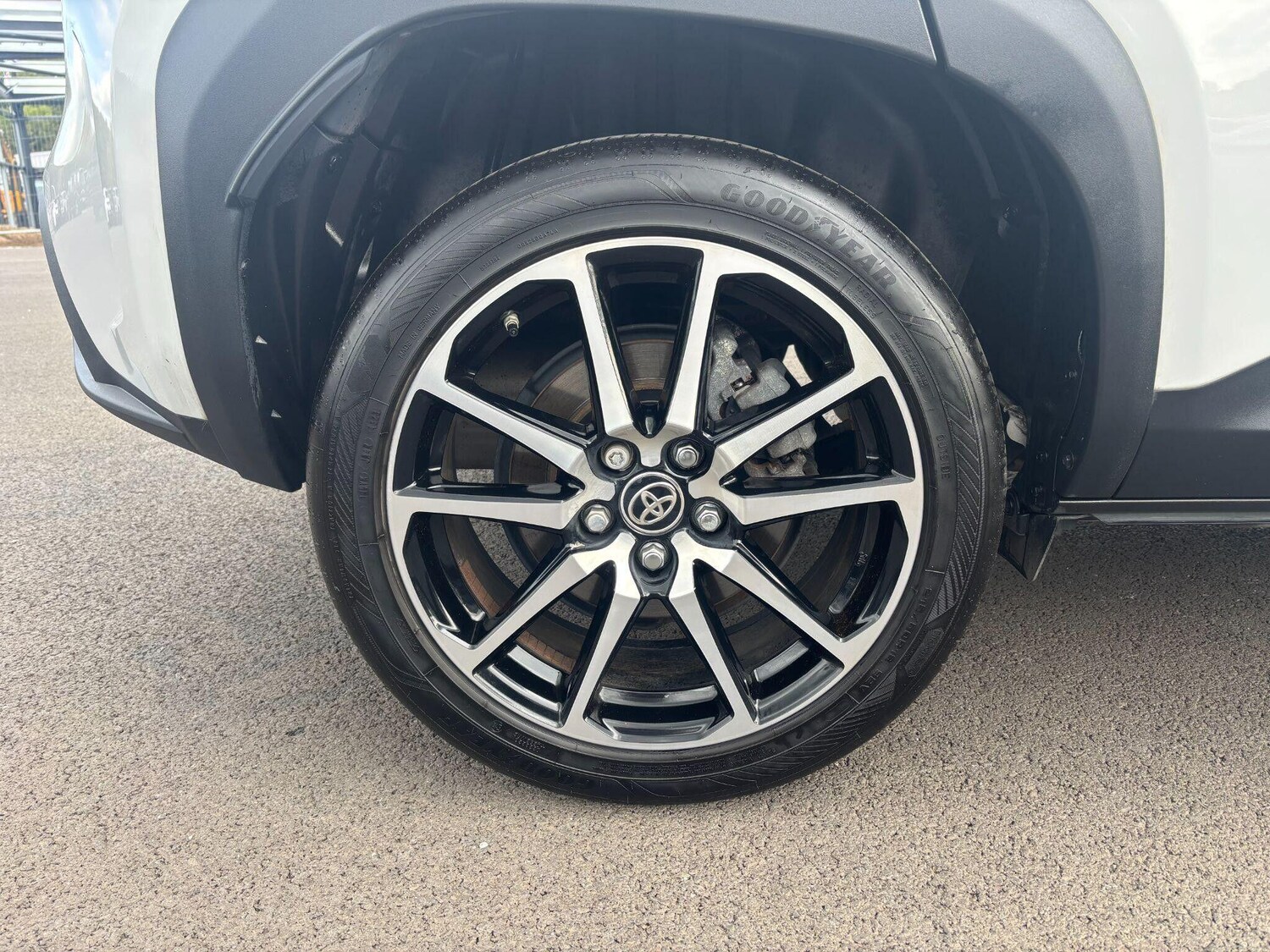 Used Toyota Yaris Cross 2024 for sale - 76592605: Photo 7