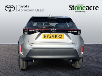 Used Toyota Yaris Cross 2024 for sale - 79018348: Photo