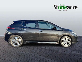 Used Nissan Leaf 2021 for sale - 76824664: Photo