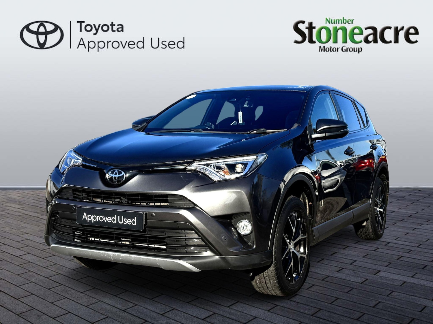Used Toyota RAV4 2017 for sale - 76327331: Photo 7
