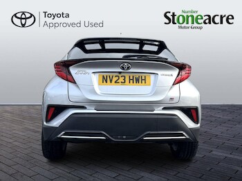 Used Toyota C-HR 2023 for sale - 77343969: Photo