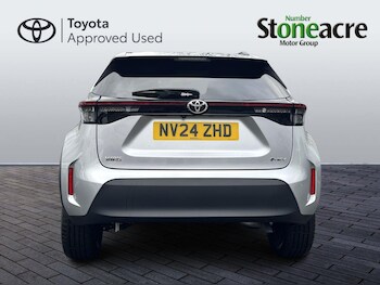 Used Toyota Yaris Cross 2024 for sale - 77290784: Photo