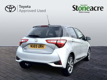 Used Toyota Yaris 2019 for sale - 76527804: Photo