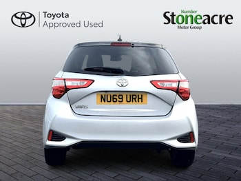 Used Toyota Yaris 2019 for sale - 76527804: Photo