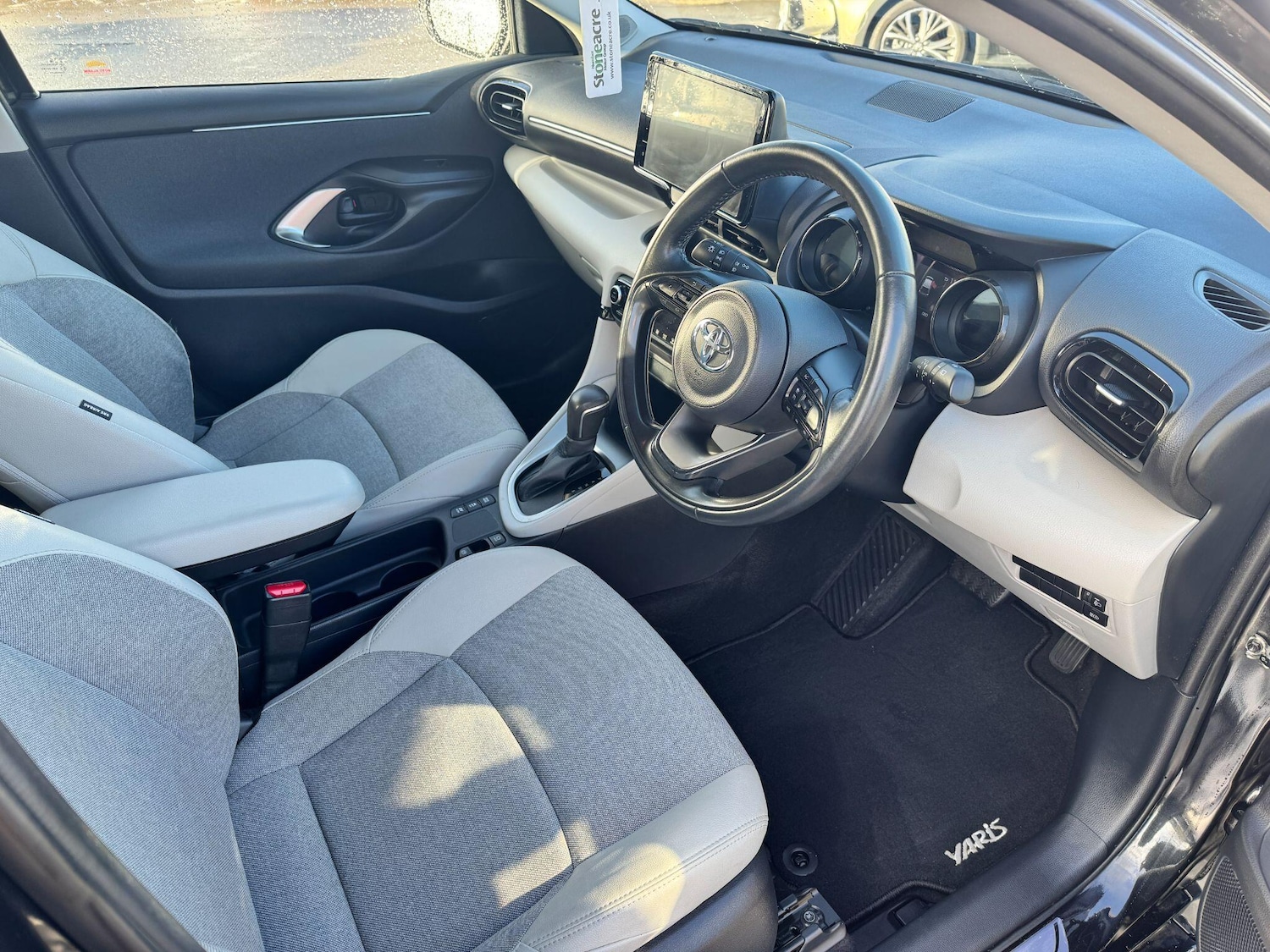 Used Toyota Yaris for sale - 76994080: Photo 11