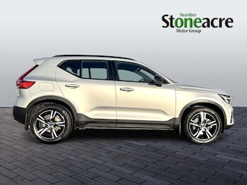 Used Volvo XC40 2023 for sale - 77396172: Photo