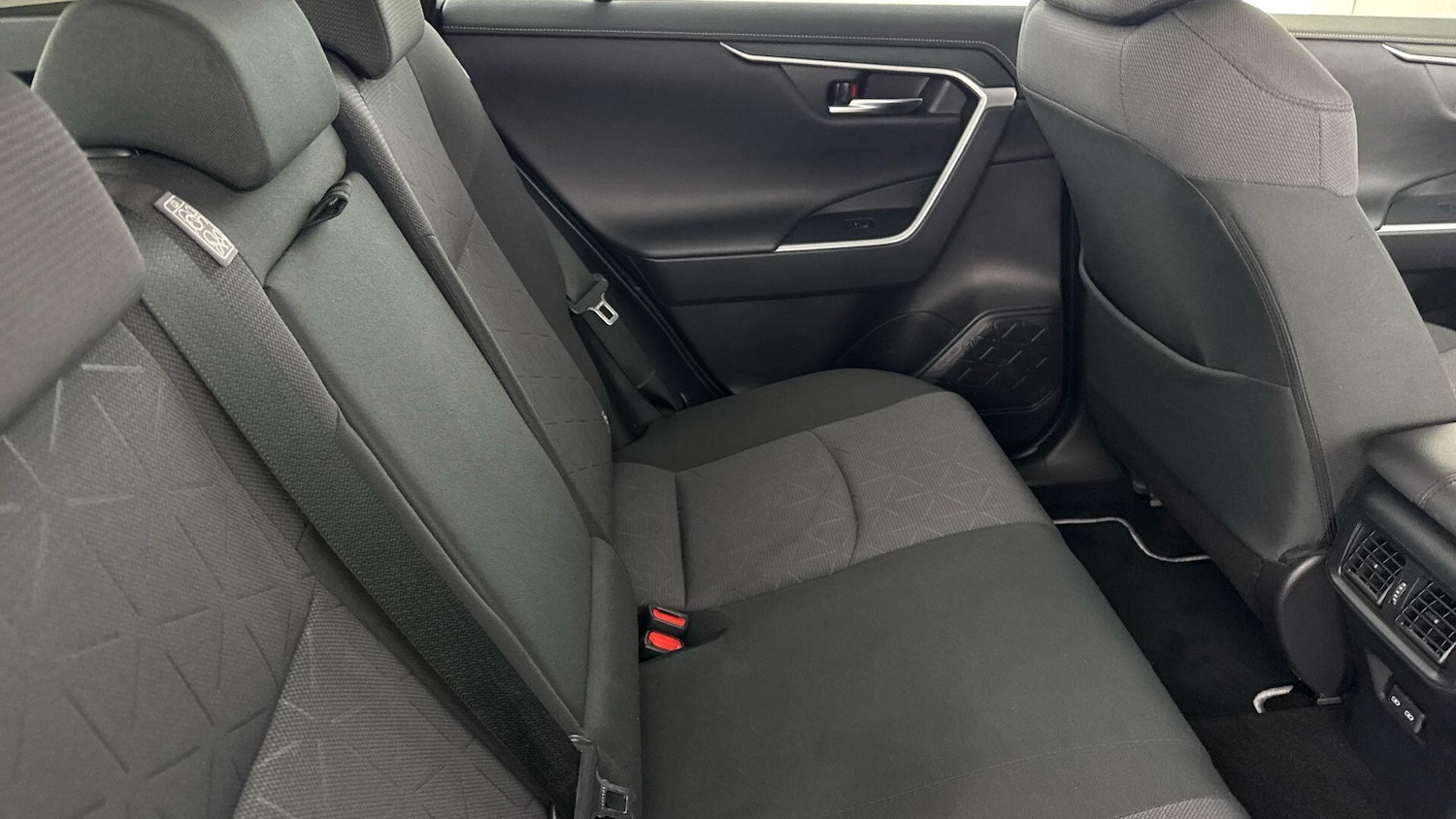 Used Toyota RAV4 2022 for sale - 77696449: Photo 18