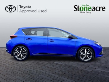 Used Toyota Auris 2018 for sale - 76260460: Photo