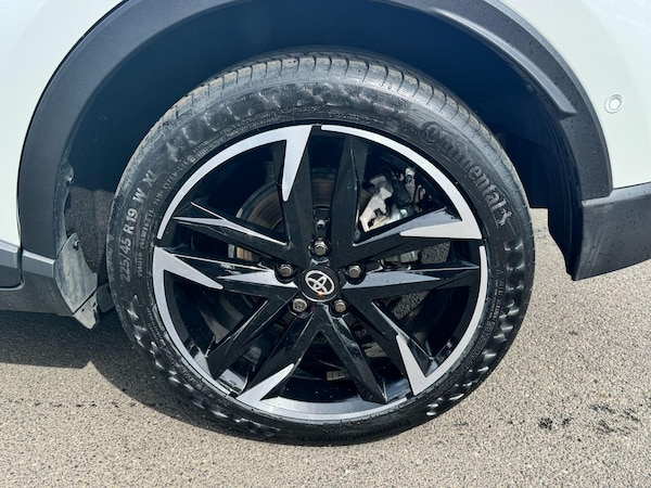 Used Toyota C-HR 2023 for sale - 75431483: Photo 11