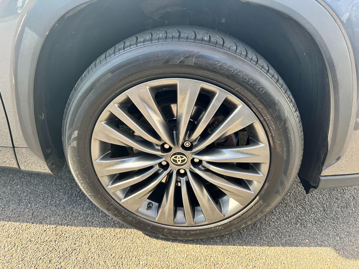 Used Toyota Highlander 2021 for sale - 76336960: Photo 9