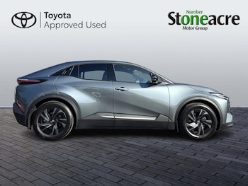 Used Toyota C-HR 2026 for sale - 78998916: Photo