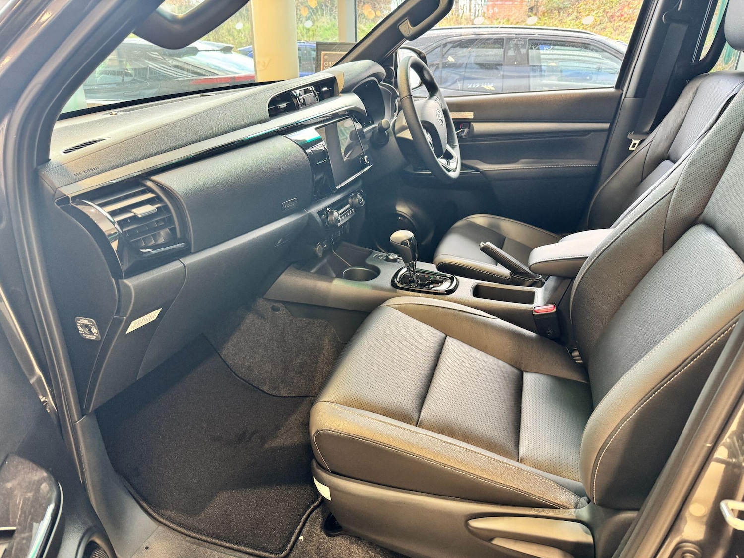 Used Toyota Hilux 2025 for sale - 76633028: Photo 10