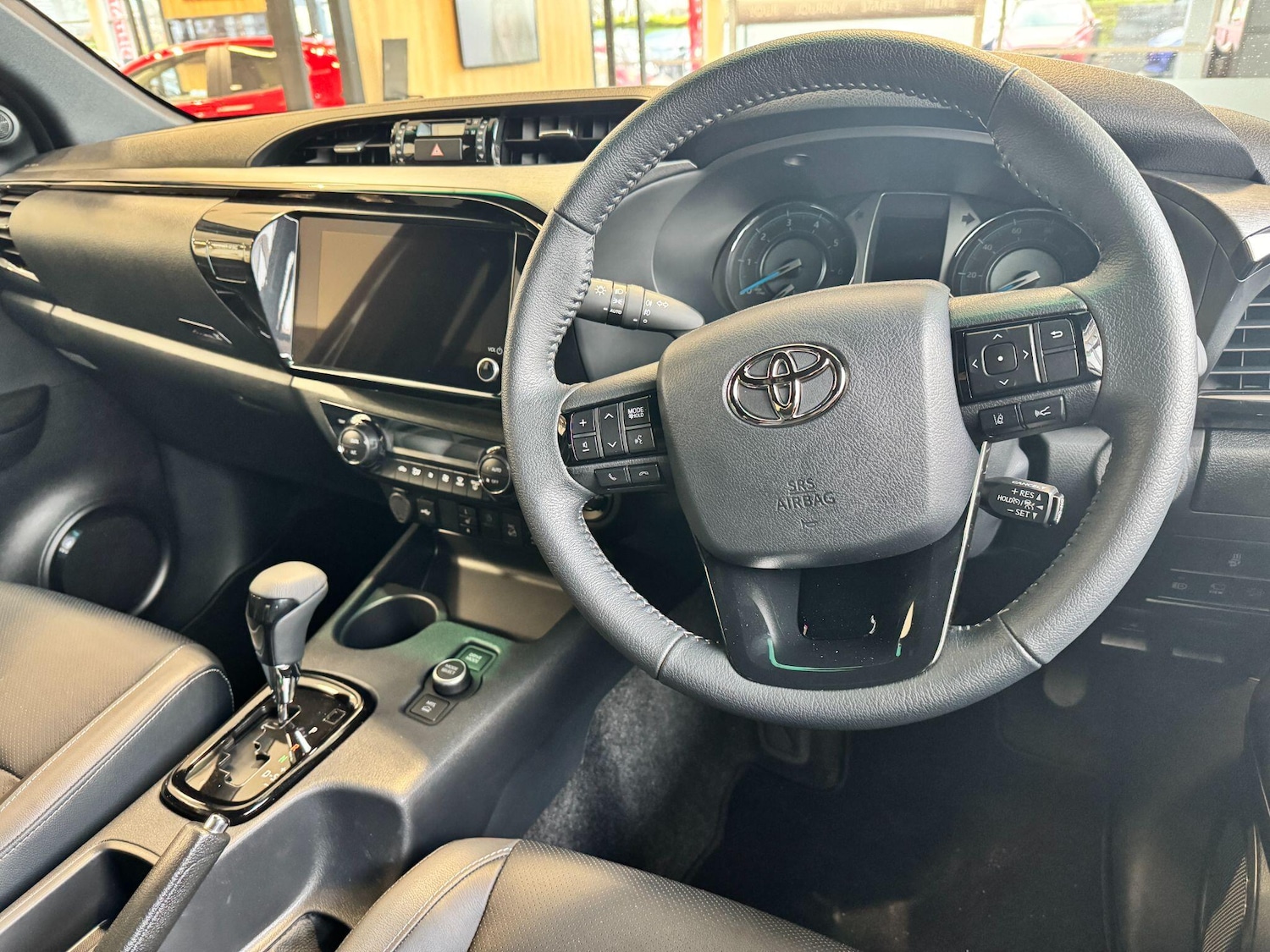 Used Toyota Hilux 2025 for sale - 76633028: Photo 12