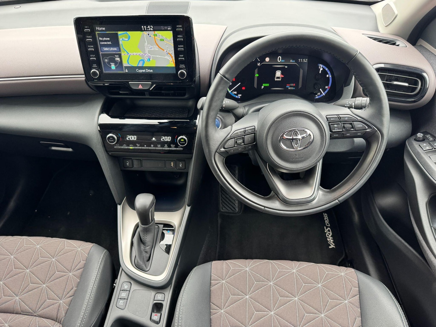 Used Toyota Yaris Cross 2023 for sale - 76259727: Photo 17