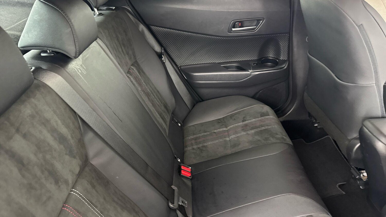 Used Toyota C-HR 2022 for sale - 77909114: Photo 18