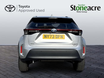 Used Toyota Yaris Cross 2024 for sale - 77624831: Photo