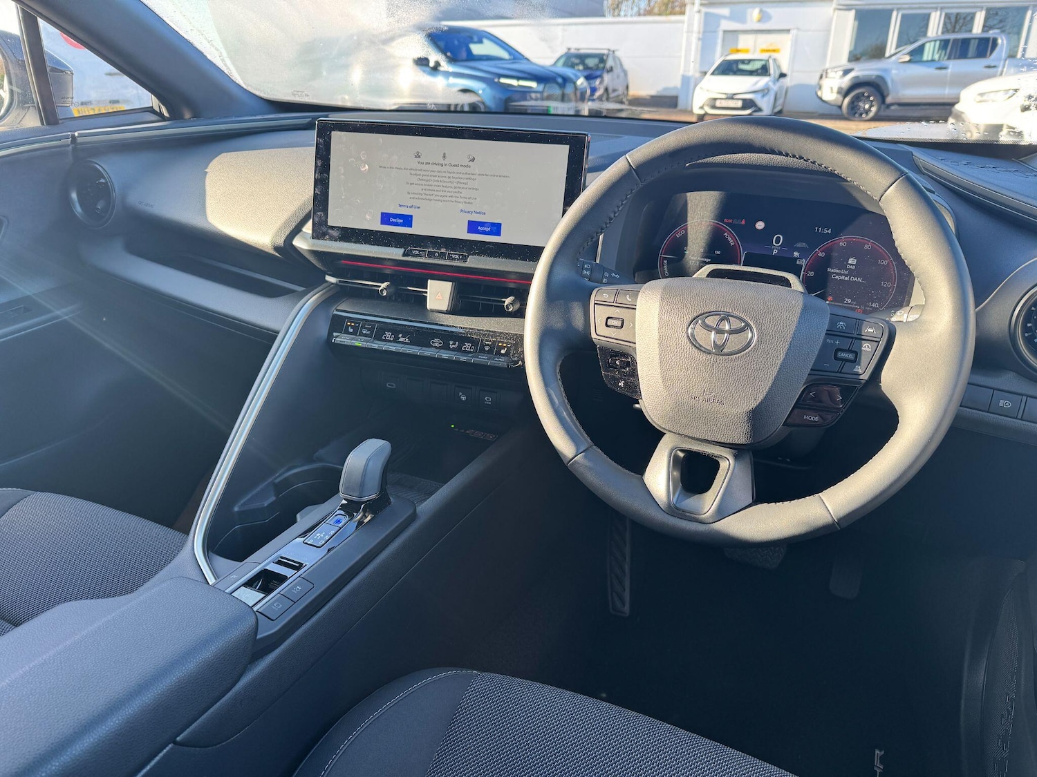 Used Toyota C-HR 2025 for sale - 76781960: Photo 15