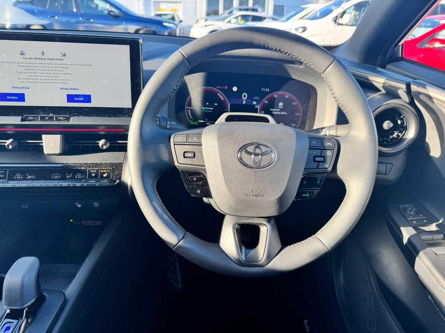 Used Toyota C-HR 2025 for sale - 76781960: Photo 16