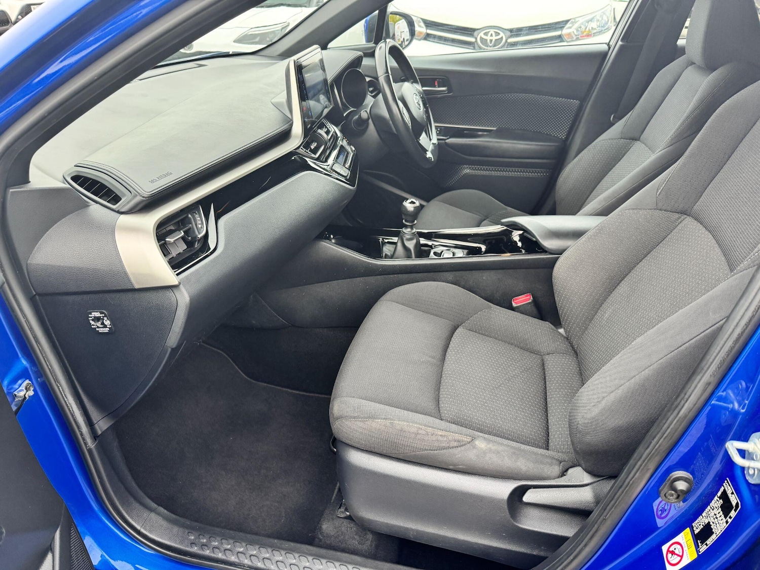 Used Toyota C-HR for sale - 76824745: Photo 14