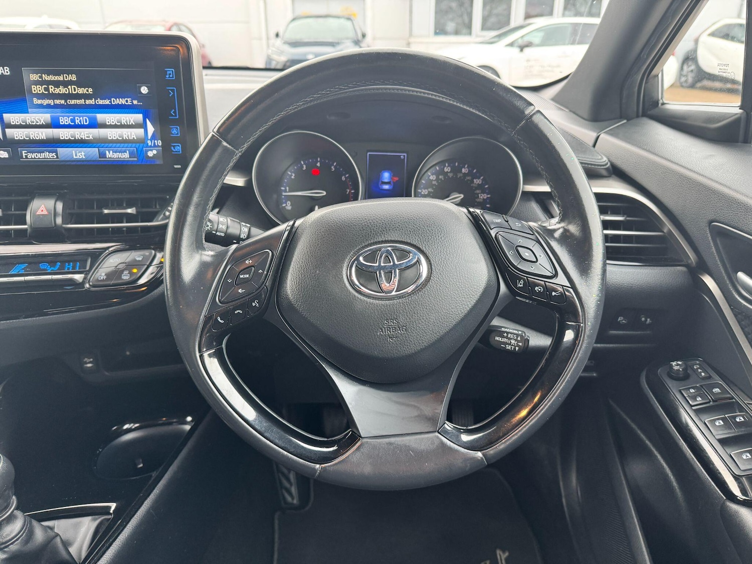 Used Toyota C-HR for sale - 76824745: Photo 17