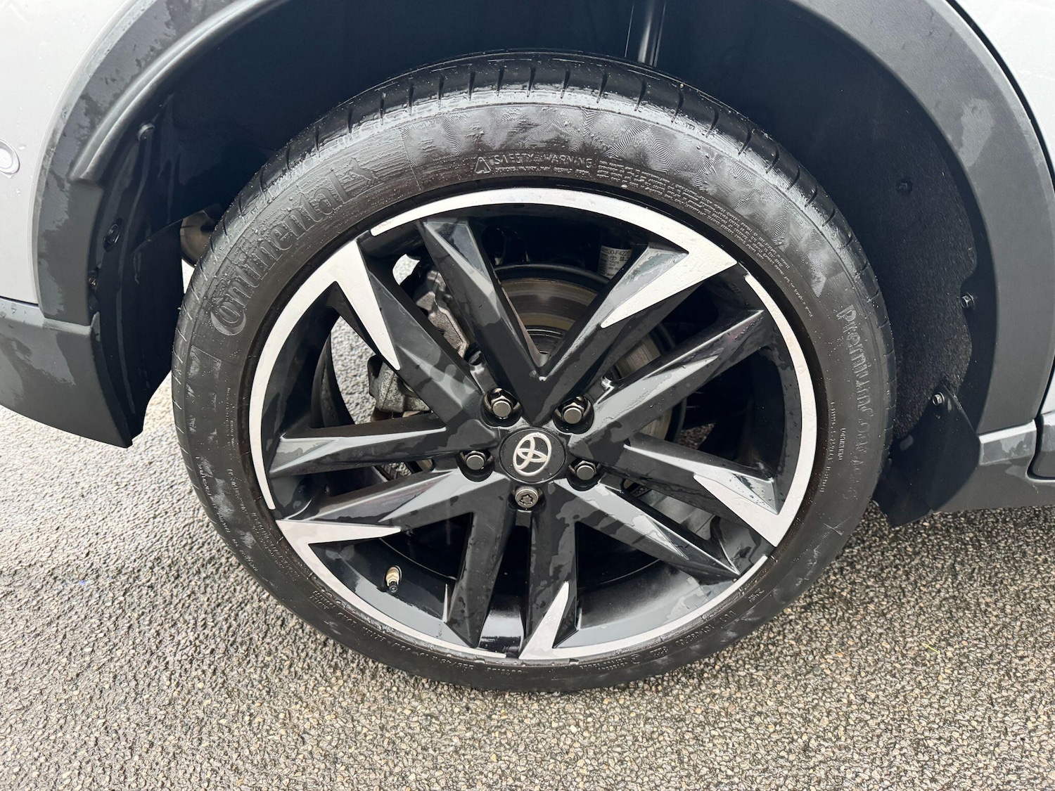 Used Toyota C-HR 2022 for sale - 76913082: Photo 9