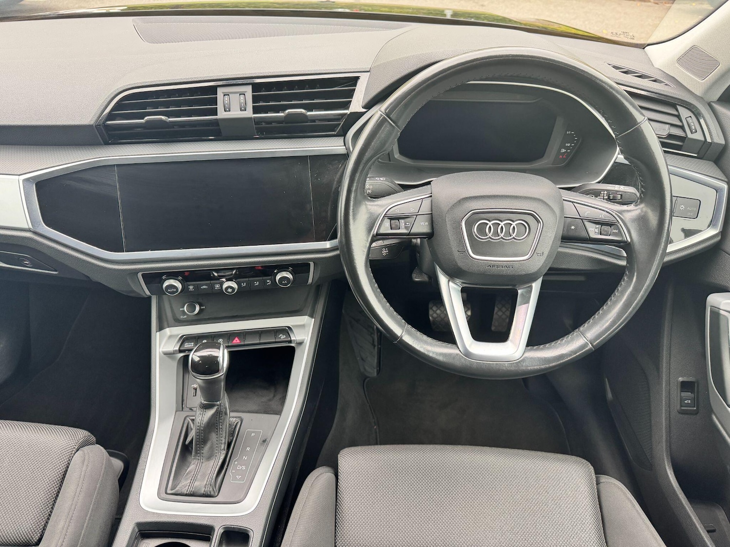Used Audi Q3 2020 for sale - 76246941: Photo 15