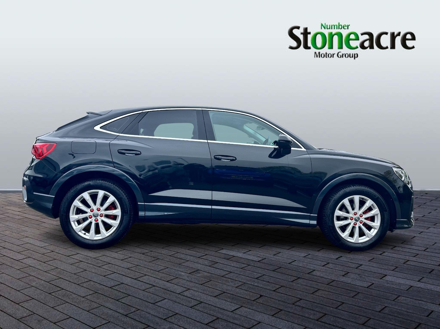 Used Audi Q3 2020 for sale - 76246941: Photo 2
