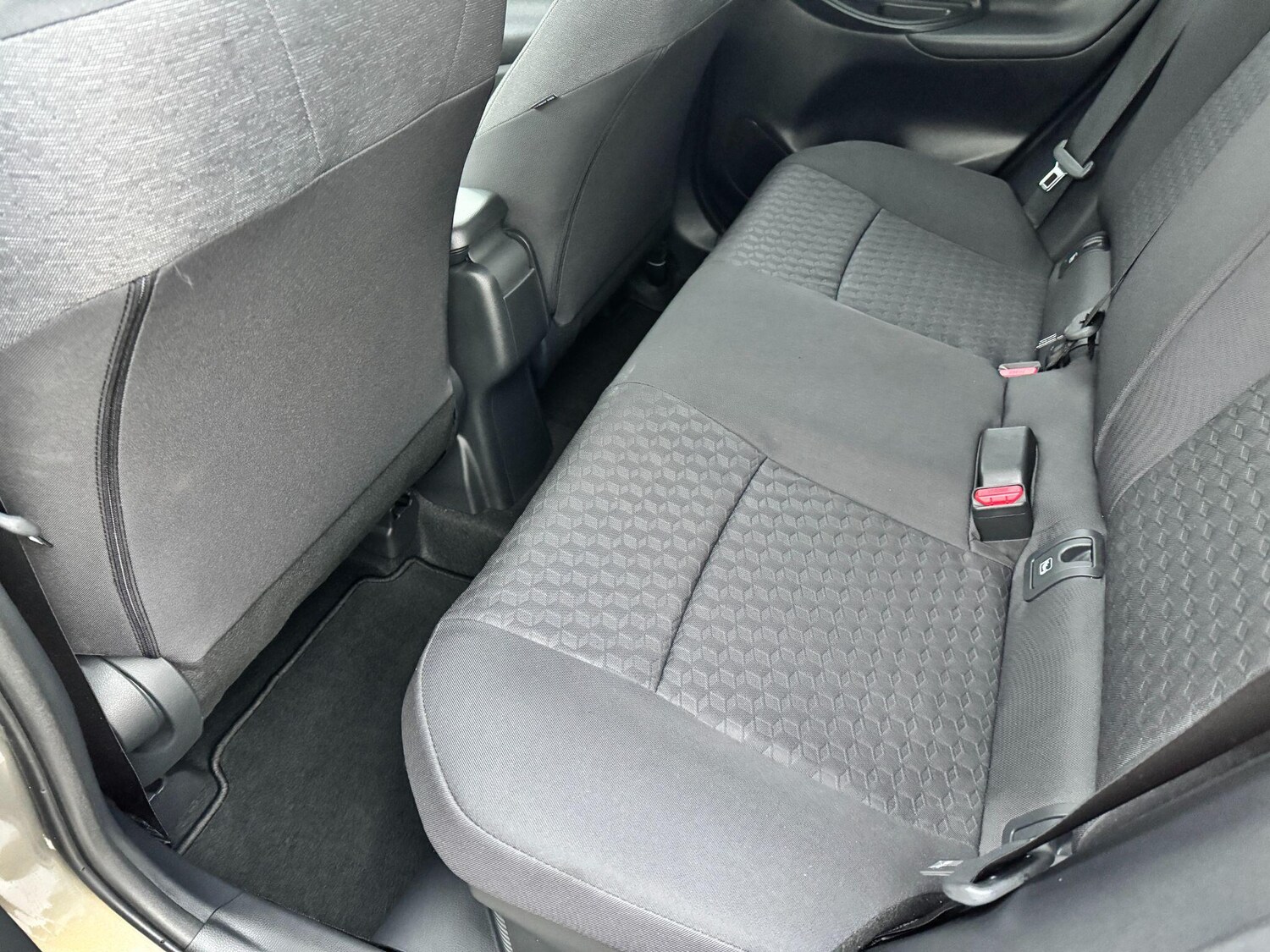 Used Toyota Yaris 2023 for sale - 77411004: Photo 13