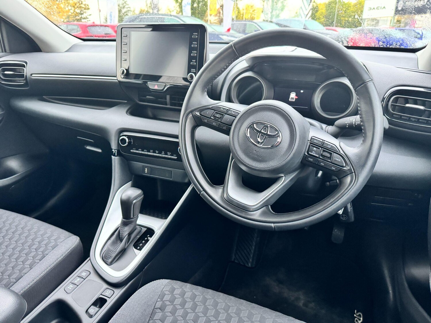 Used Toyota Yaris 2023 for sale - 77411004: Photo 16