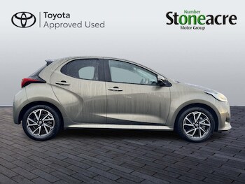 Used Toyota Yaris 2023 for sale - 77411004: Photo