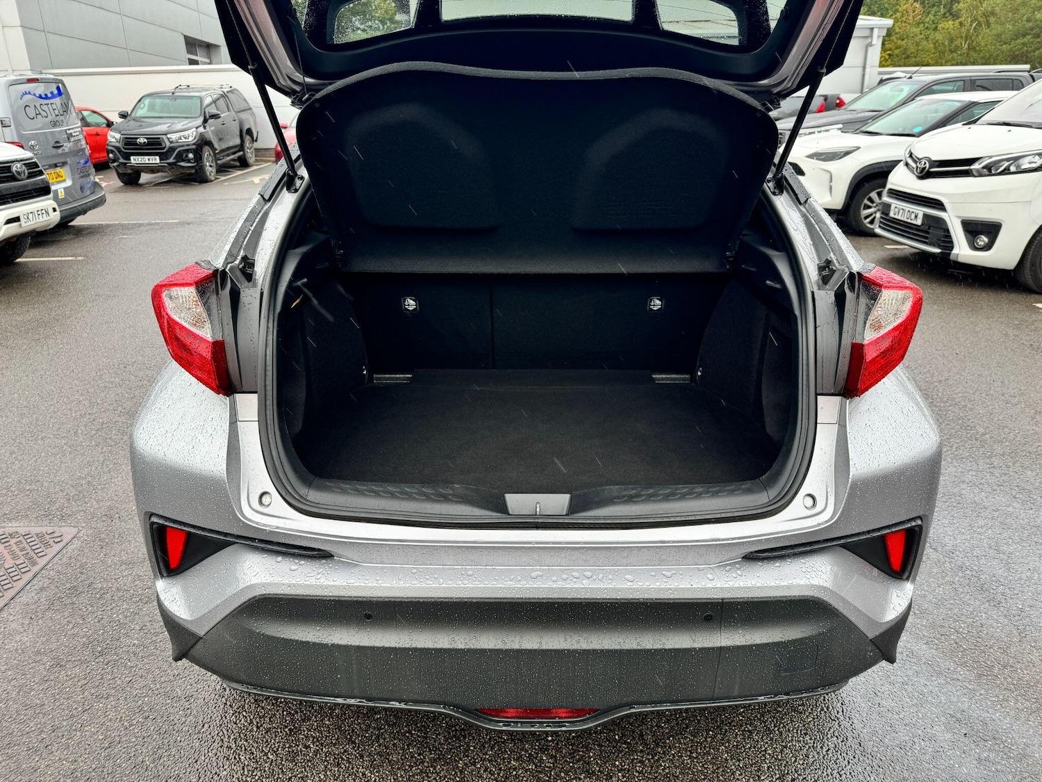Used Toyota C-HR 2018 for sale - 76109207: Photo 12