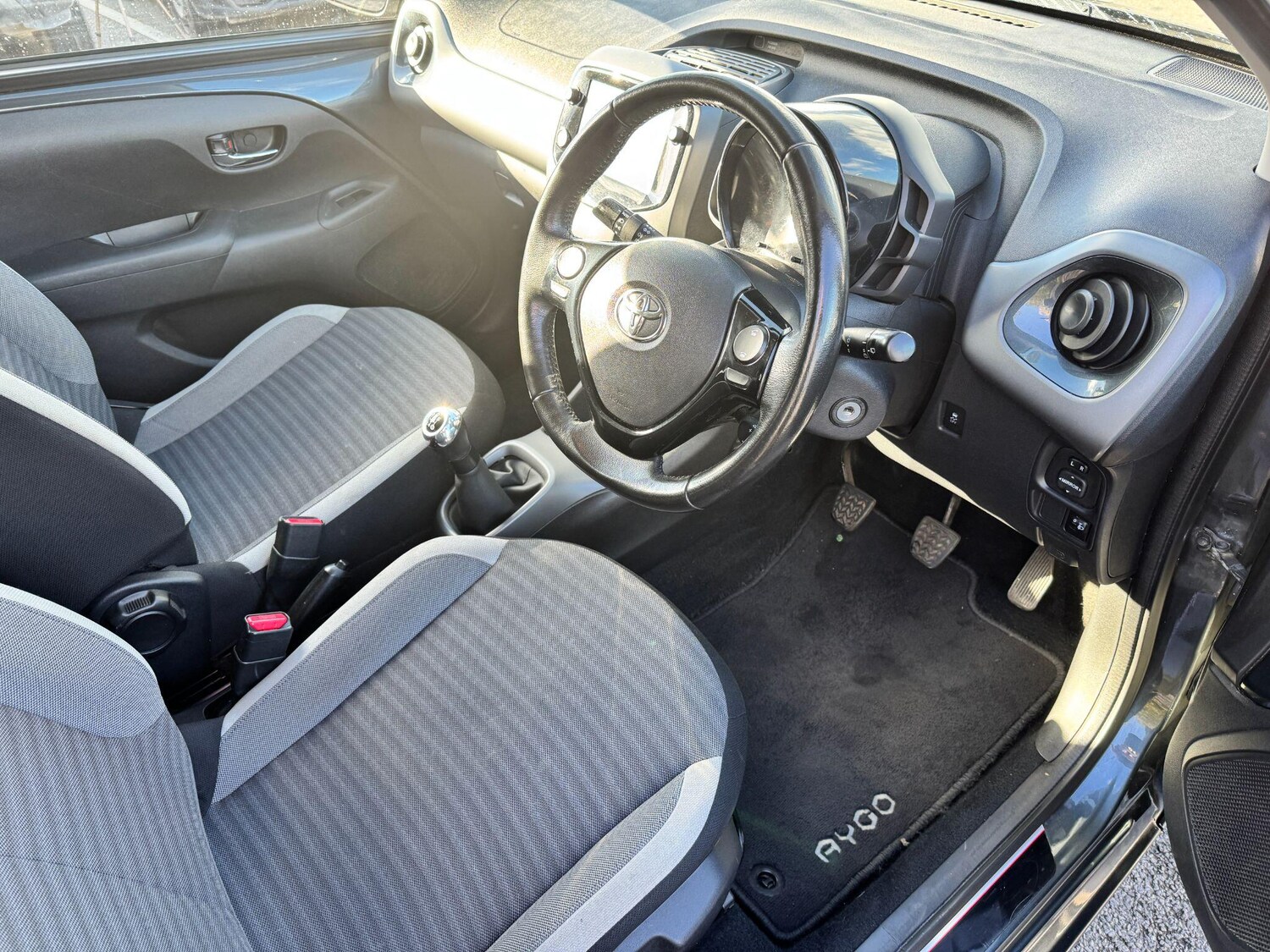 Used Toyota AYGO 2019 for sale - 76592661: Photo 11