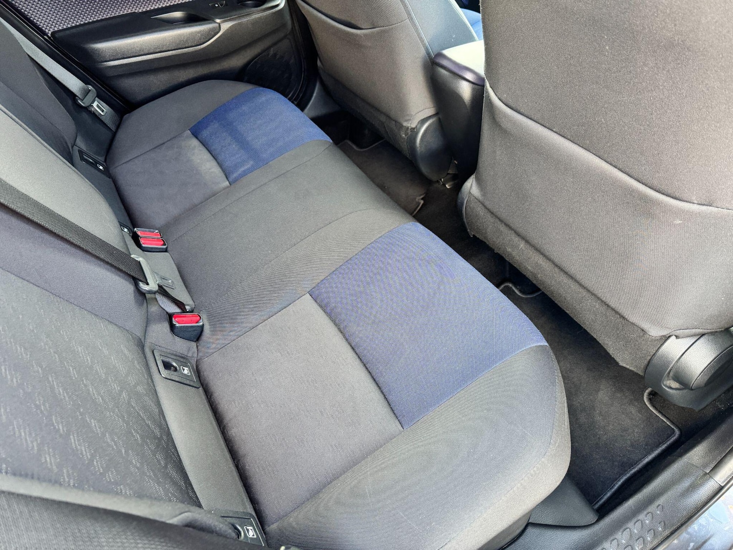 Used Toyota C-HR for sale - 76823870: Photo 12