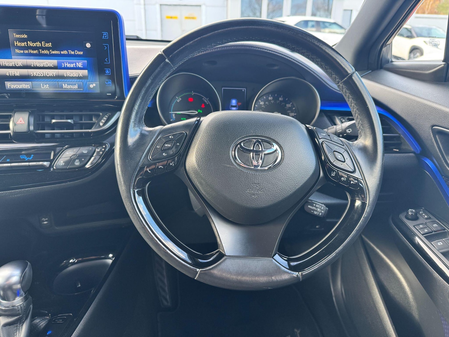 Used Toyota C-HR for sale - 76823870: Photo 17