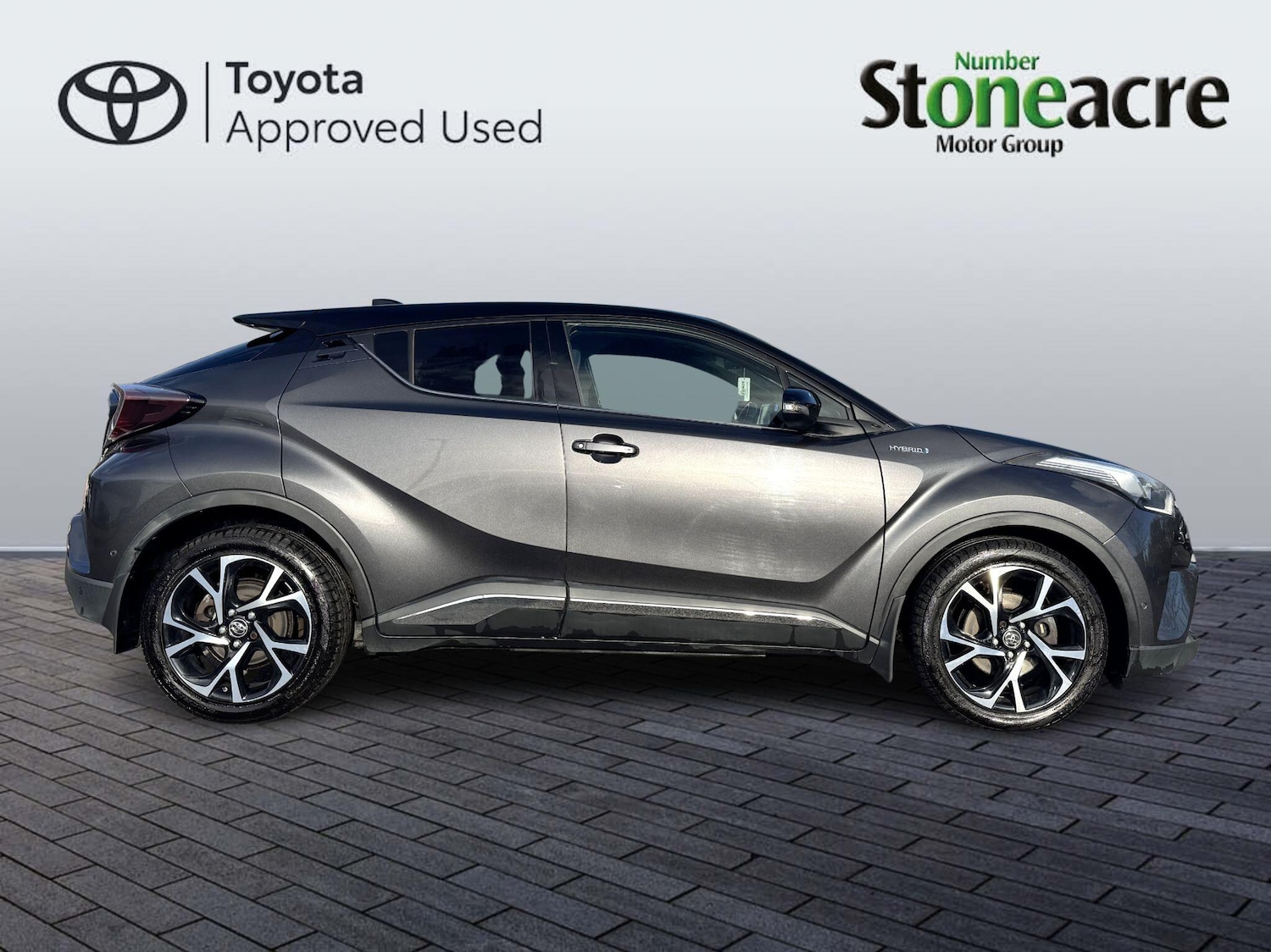 Used Toyota C-HR for sale - 76823870: Photo 2