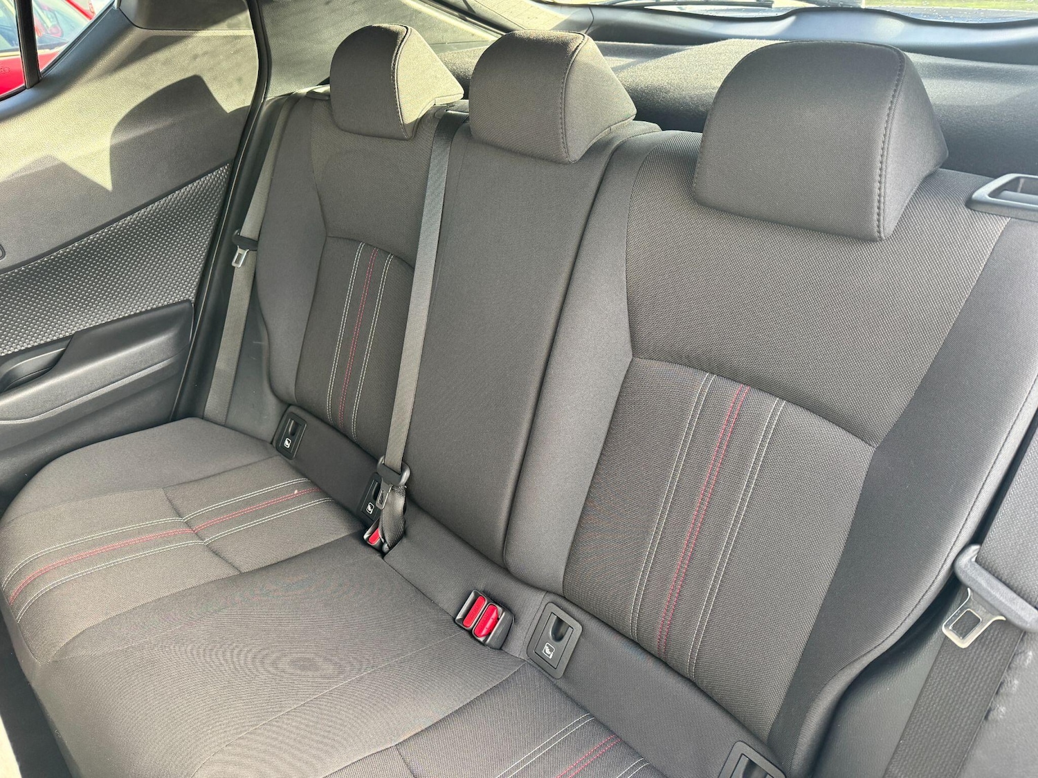 Used Toyota C-HR 2023 for sale - 76913024: Photo 13