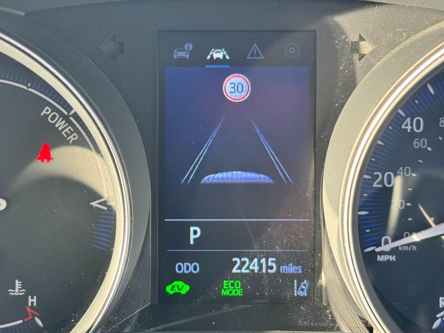 Used Toyota C-HR 2023 for sale - 76913024: Photo 18