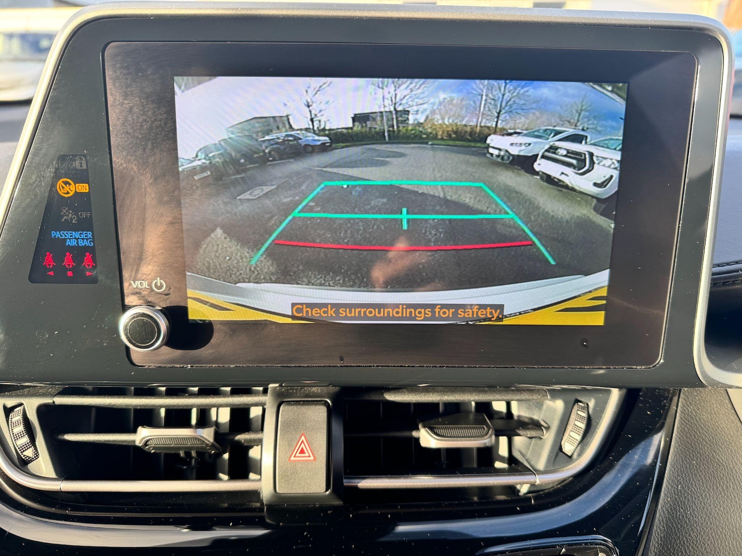 Used Toyota C-HR 2023 for sale - 76913024: Photo 20