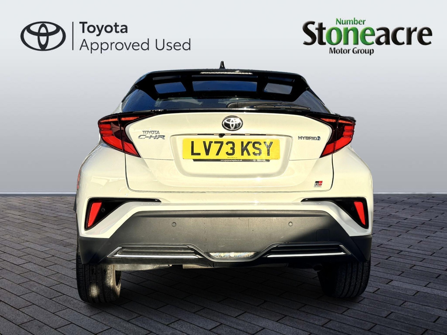 Used Toyota C-HR 2023 for sale - 76913024: Photo 4