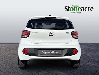 Used Hyundai i10 2019 for sale - 78047094: Photo