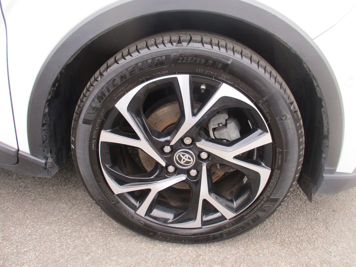 Used Toyota C-HR for sale - 77794202: Photo 9