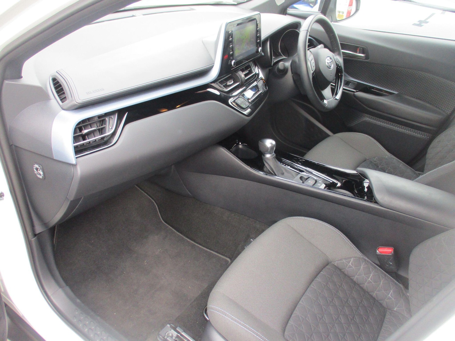 Used Toyota C-HR for sale - 77646806: Photo 14