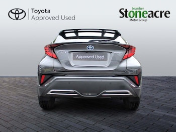 Used Toyota C-HR 2020 for sale - 79452640: Photo
