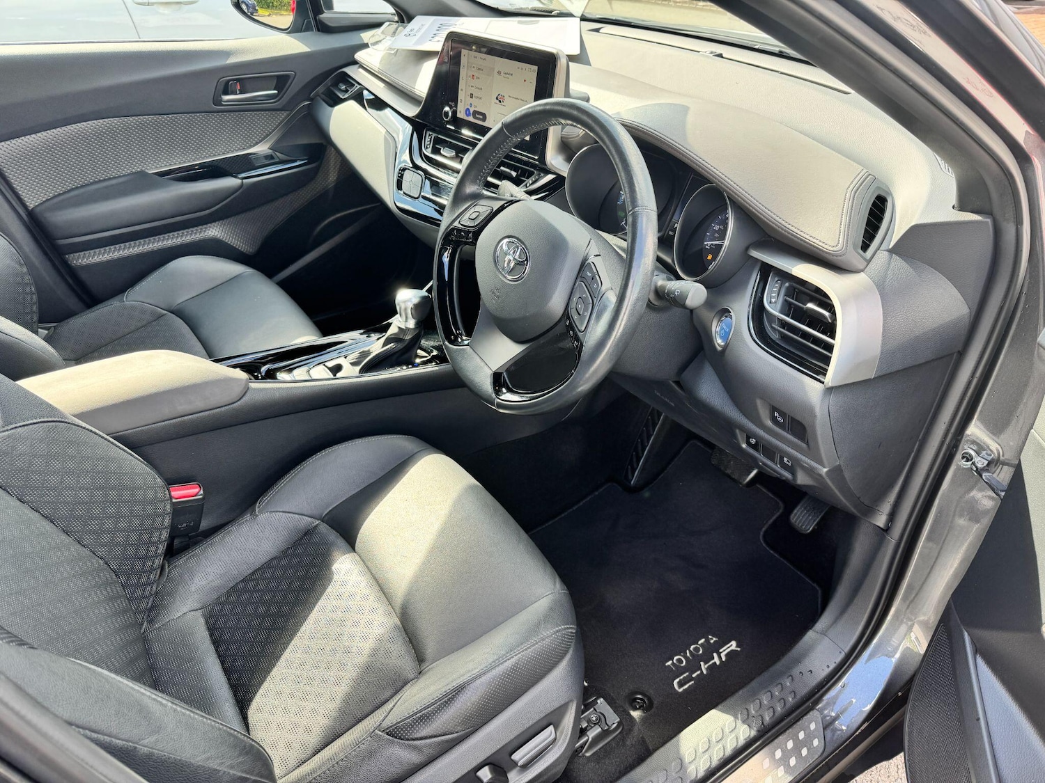 Used Toyota C-HR 2022 for sale - 75756256: Photo 13