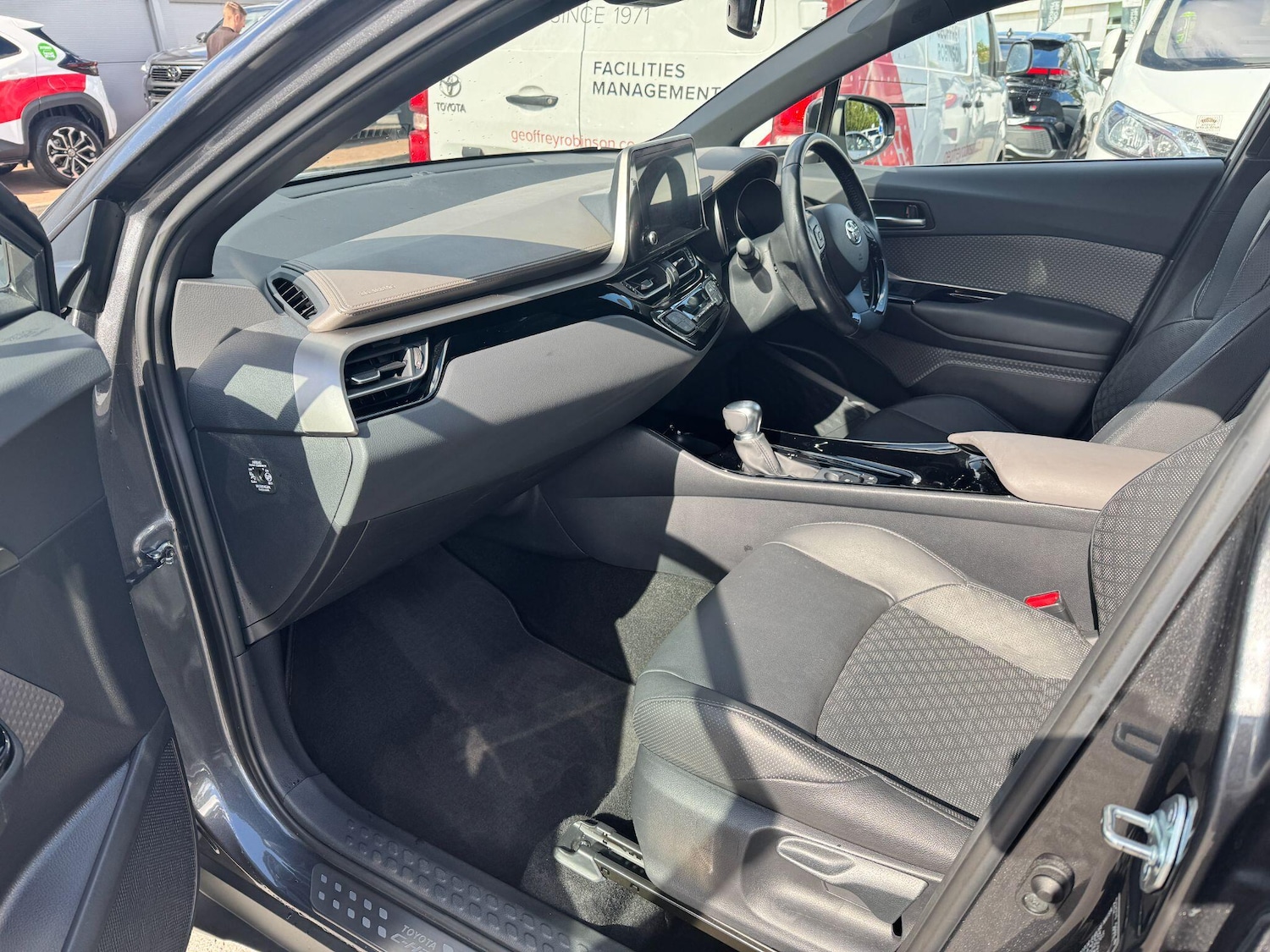 Used Toyota C-HR 2022 for sale - 75756256: Photo 16