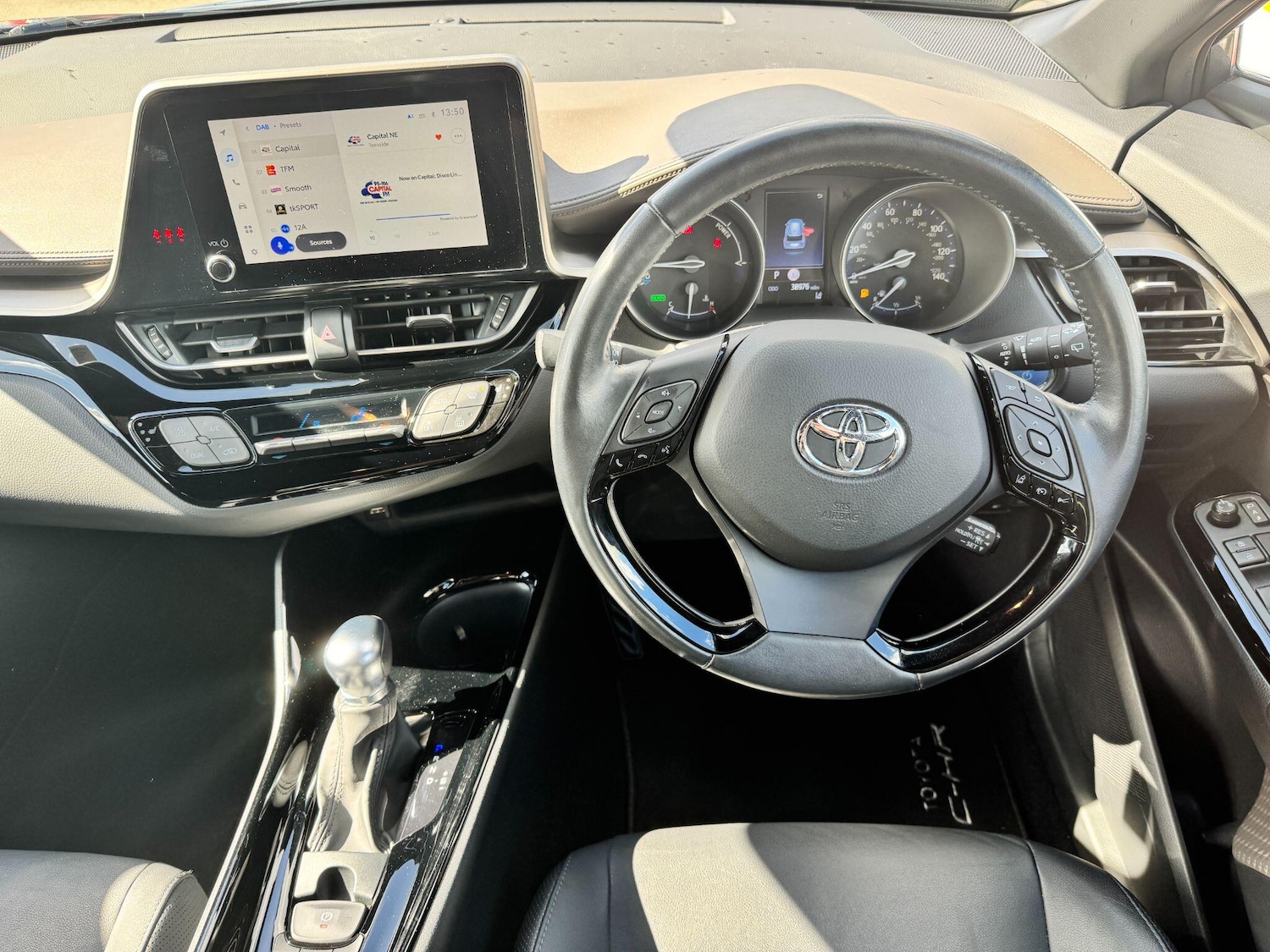 Used Toyota C-HR 2022 for sale - 75756256: Photo 17