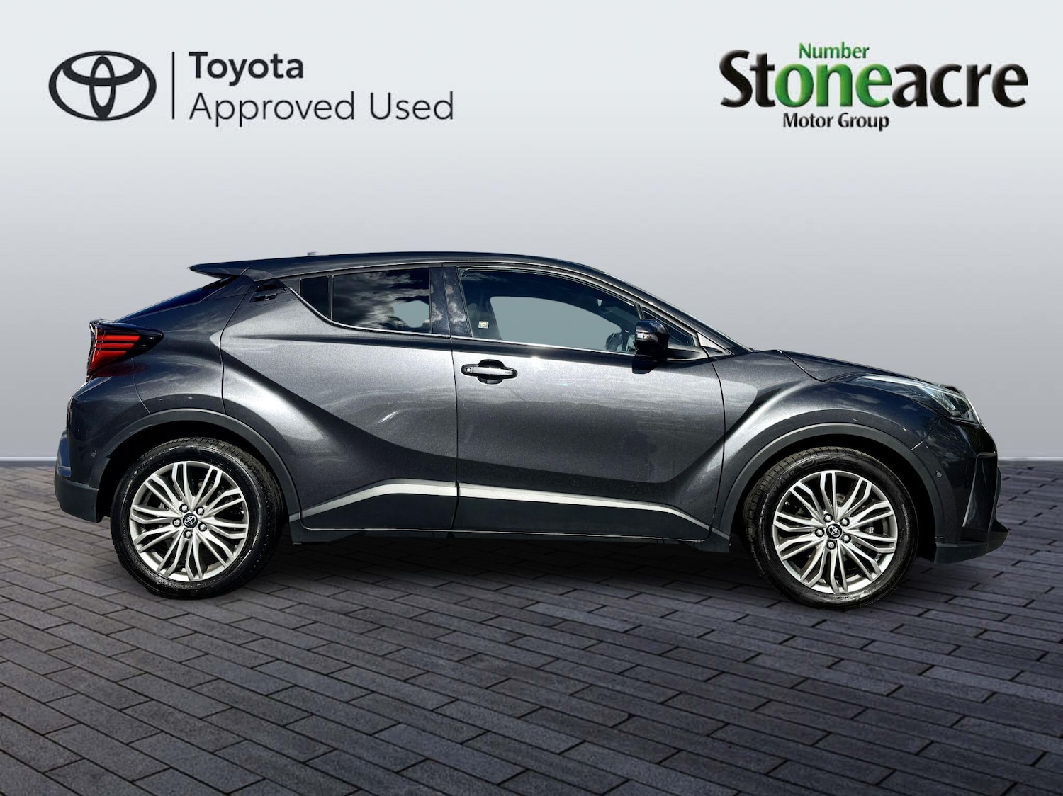 Used Toyota C-HR 2022 for sale - 75756256: Photo 4